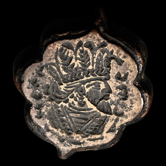 Sasanian Bronze Stamp Seal with King and Pahlavi Inscription