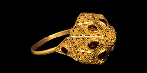 Gold Filigree Ring with Garnets