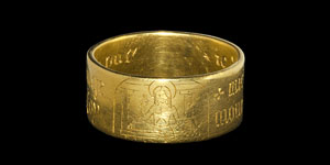 Gold Triple-Inscribed Posy Ring