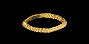 Viking Gold Plaited Cromer Finger Ring