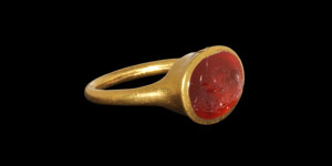 Gold Ring with Lion and Horse Intaglio