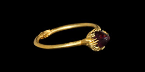 Medieval Clasped-Hands Ring with Clasped Amethyst