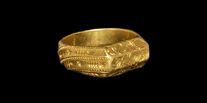 Medieval Gold I am Loyal Iconographic Ring