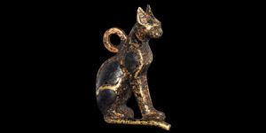 Gold Amulet of Bastet with Lapis Lazuli Inlays