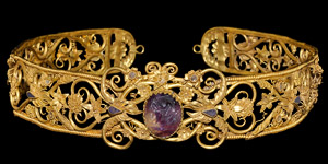 Gold Pontic Aristocratic Diadem with Gemstone
