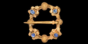 Elaborate Gold Ring Brooch with Sapphires