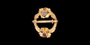 Medieval Gold Floral Ring Brooch