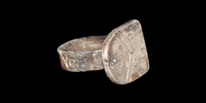 Medieval Silver Heraldic Inscriptional Hawking Ring