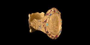 Post Medieval Elizabeth I Portrait Armada Victory Presentation Gold Ring