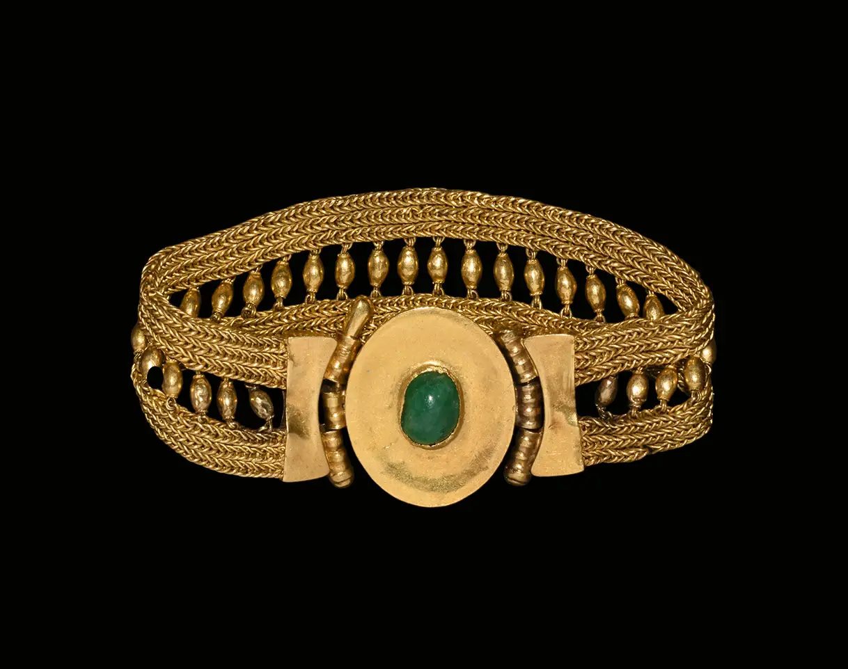 timeline_bracelet_1.webp