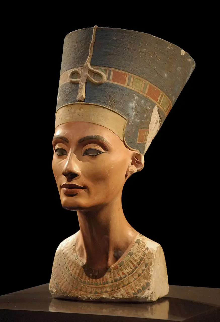 The painted limestone bust of Nefertiti in the Neues Museum, Berlin