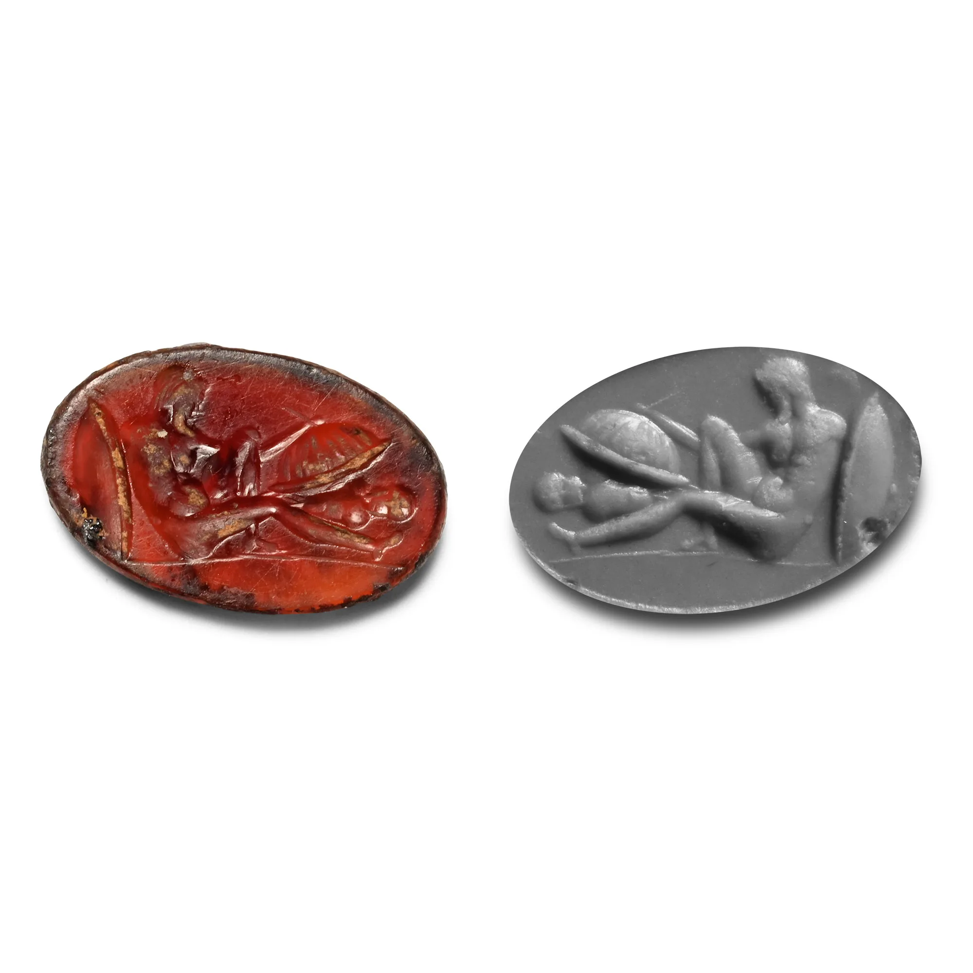 Roman sard intaglio of the Spartan Othryades inscribing a shield, 1st to 2nd century AD