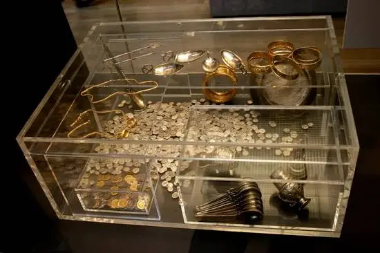 Is It Legal to Own Antiquities in the UK and Europe?