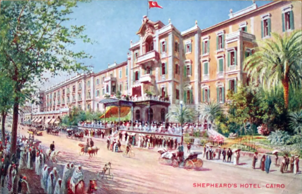 Shepheard's Hotel in Cairo on a postcard of 1915