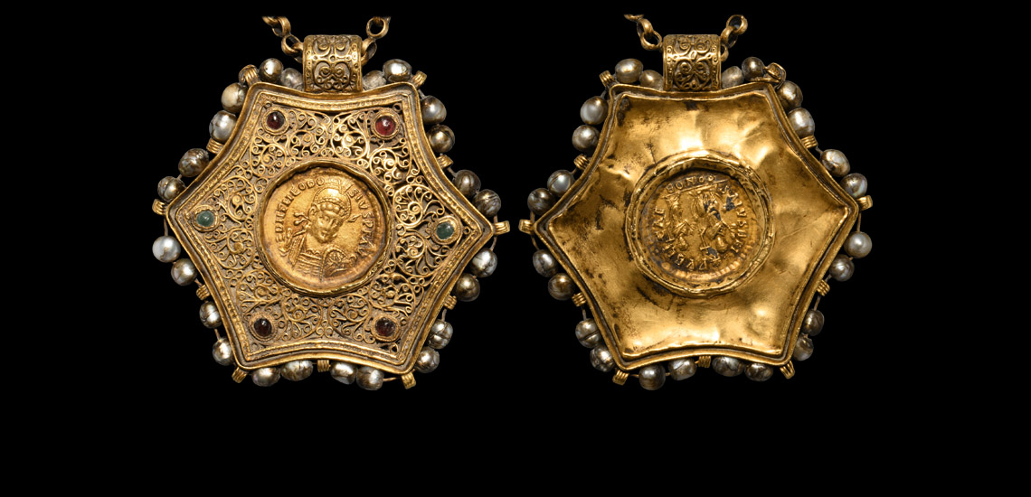 Byzantine Gold Coin Pendant Necklace £30,000 - £40,000
