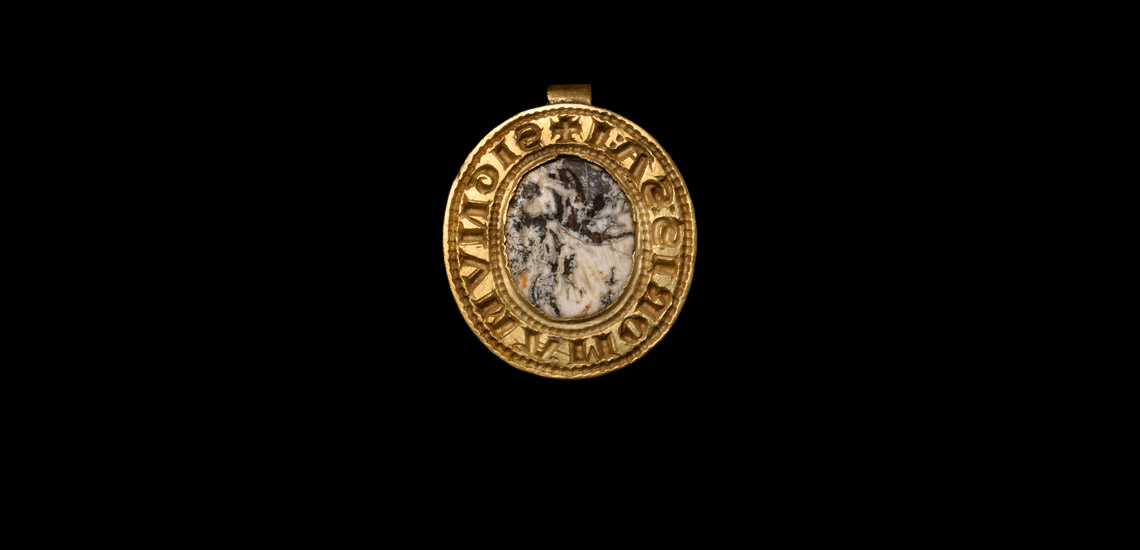 'The Boxted' English Medieval 'A Sign of Sacred Love' Gold Seal Matrix
