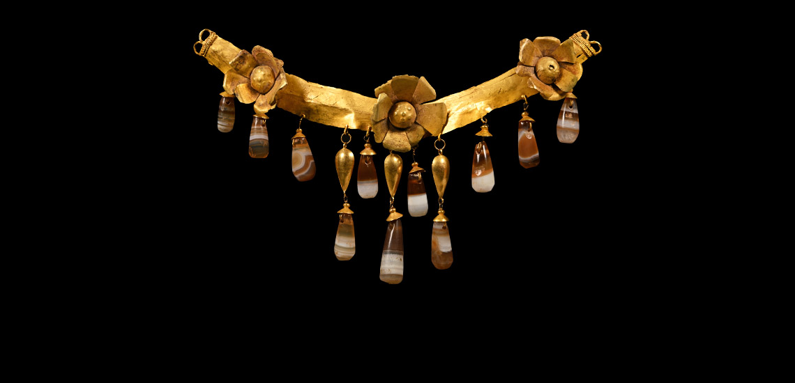 Eastern Greek Gold Necklace Element with Agate Drops