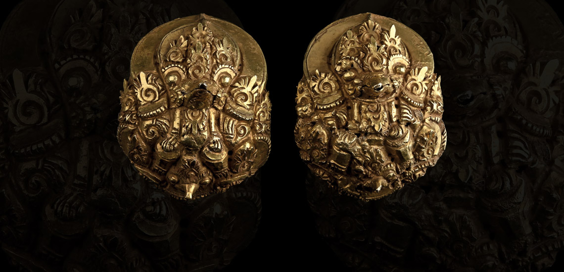 Elaborate Javanese Gold Zoomorphic Temple Earrings