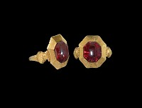 The 'Kingswood' Medieval Plantagenet Gold Ring with Garnet