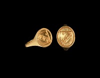 Post Medieval 'The Huntingdon' Gold Heraldic Signet Ring for the Third Son
