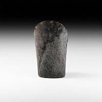 Chinese Hongshan Hoof-Shaped Black Jade Hair Ornament
