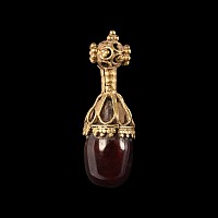 Western Asiatic Gold and Garnet Pendant