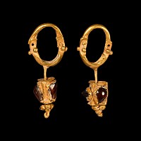 Roman Gold Earring Pair