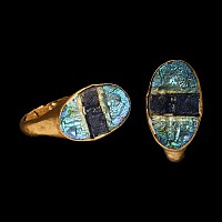 Roman Gold Ring with Banded Glass