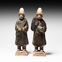 Chinese Ming Retainer Group