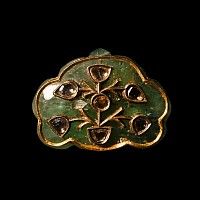 Indian Mughal Carved Emerald with Gold and Diamonds