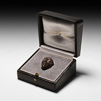 Sumerian Priest Head Pendant