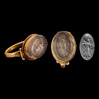 Roman Style Gold Ring with Portrait Gemstone