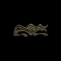 Scythian Bronze crouching Wolf Mount
