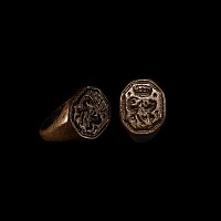 Tudor Period Bronze Armorial Ring with Crowned Lion and Unicorn