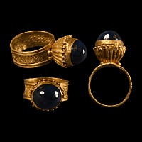 Byzantine Gold Ring with Sapphire