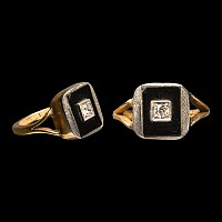 Post Medieval Gold Memorial Ring with Diamond