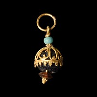 Byzantine Gold Pendant with Beads