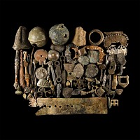 Medieval and Later 'Thames' Artefact Group