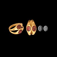 Roman Gold Ring with Gemstone Pair