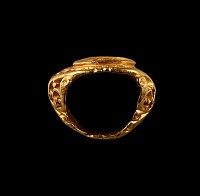 Roman Gold Ring with Gem Depicting Alexander the Great Hunting