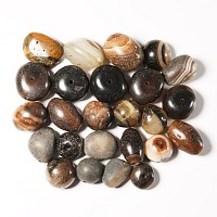 Natural History - Agate Bead Group