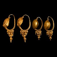 Roman Gold Earring Pairs