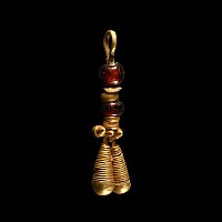 Western Asiatic Gold and Garnet Pendant