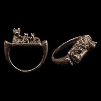 Romano-Egyptian Silver Ring with Cat and Kittens