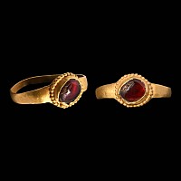 Roman Gold Ring with Garnet