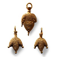 Roman Gold 'Bunched Grape' Jewellery Set