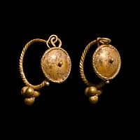 Roman Gold Earrings with Bosses