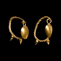 Roman Gold Earrings with Bosses