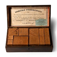 Natural History - Mineralogical Geometry Set