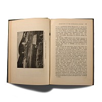 General Books - White - Gold: its Place in the Economy of Mankind